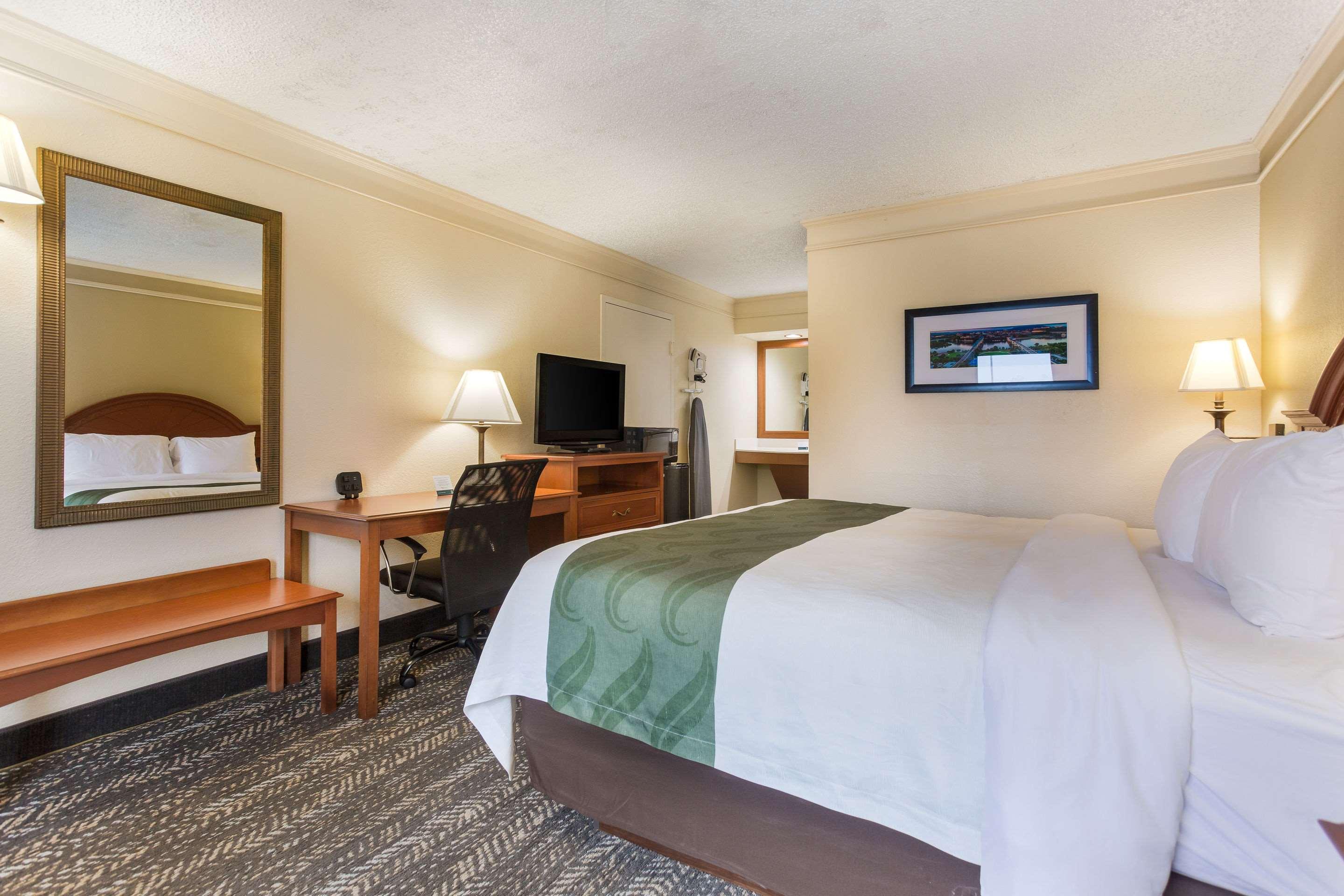 Quality Inn - Hamilton Place Чаттануга Экстерьер фото